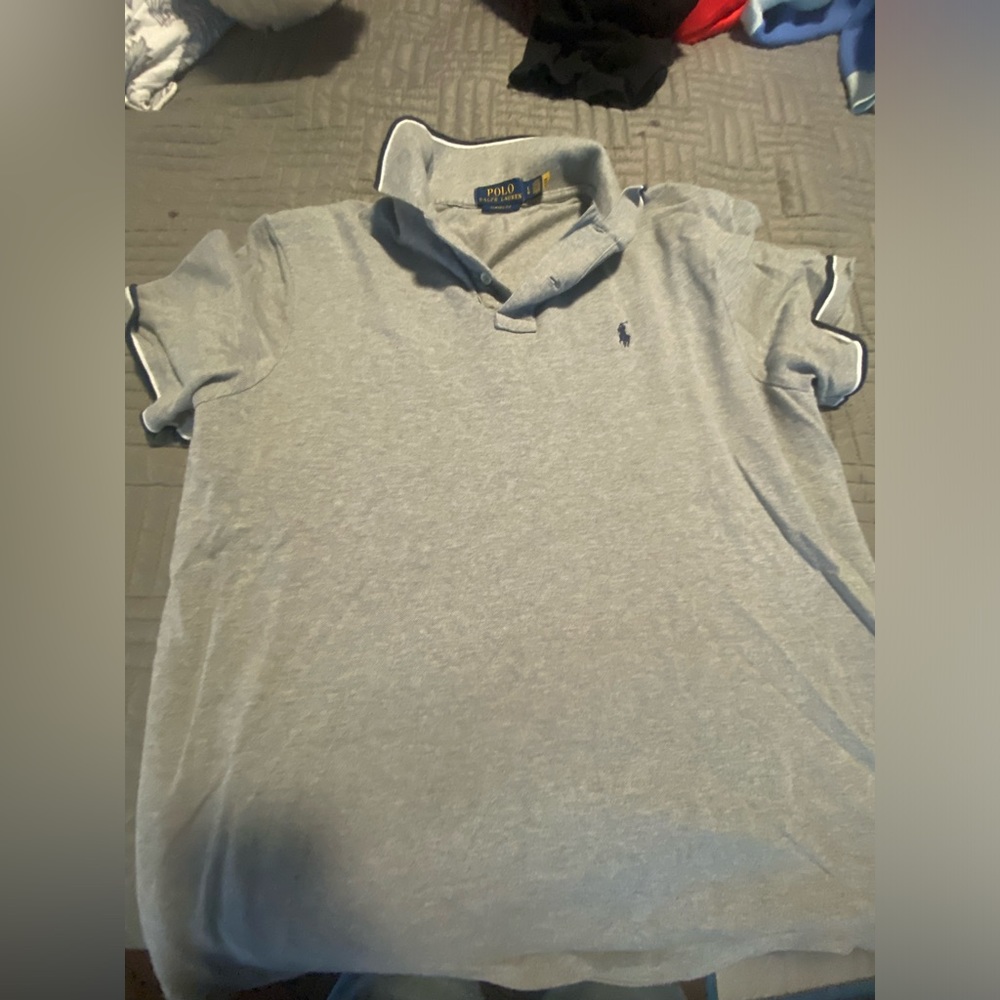 Polo collar shirt